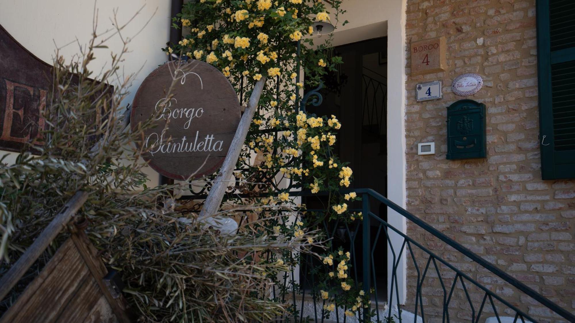 Borgo Santuletta Santa Giuletta Exterior foto